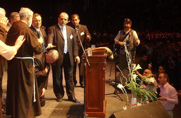 Masiva oración por la unidad cristiana
