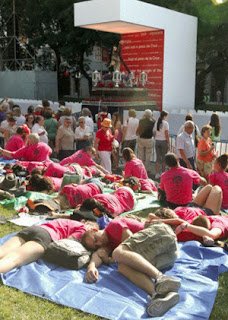 JMJ: Festa de Rua e Estações da Cruz