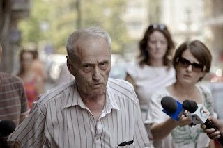 No tribunal, Romênia reencontra passado sombrio